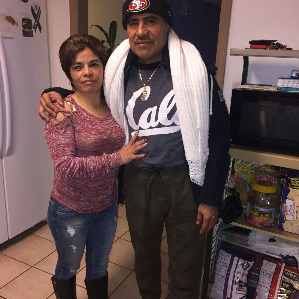 Meet your Posher, Lolis